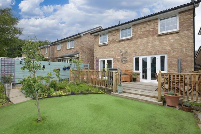 44 Martin Brae, Livingston, EH54 6UT 4 bed detached house for sale