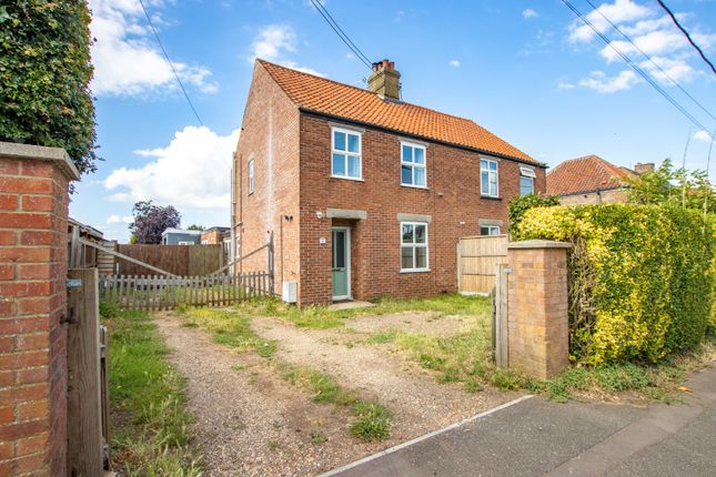 White Horse Drive, Dersingham 4 bed semi