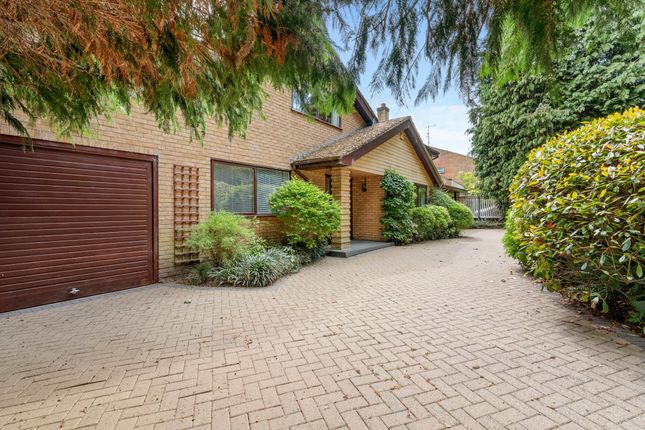 Hawkesworth Drive, Kenilworth 5 bed detached house for sale