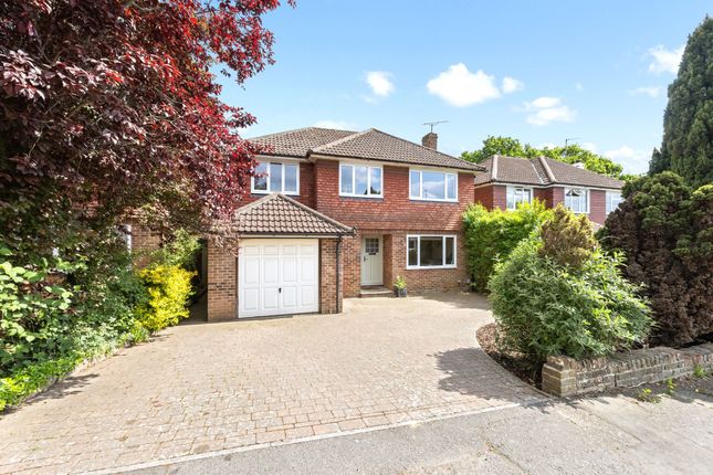 Queensway, Horsham, RH13 5 bed detached house for sale