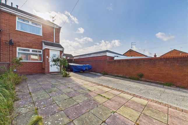 2 bedroom semi-detached house for sale