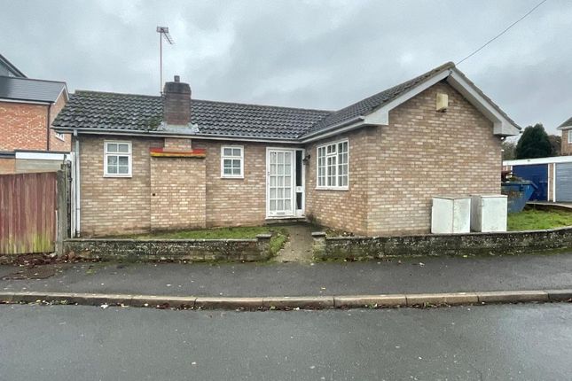 Collier Row, Romford RM7 2 bed bungalow for sale