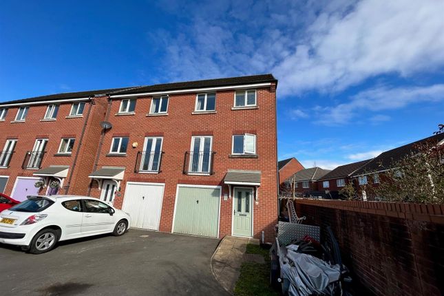 Kearnes Close, Abram 3 bed townhouse for sale
