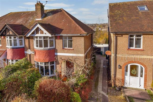 3 bed semi-detached house