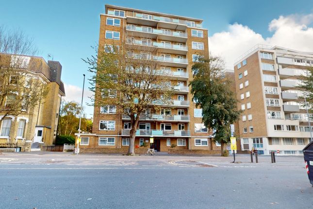 The Drive, Brighton, BN3 2 bed flat for sale