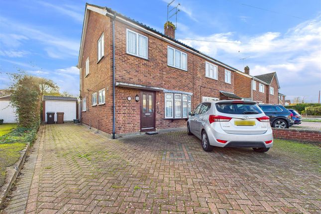 3 bedroom semi-detached house for sale