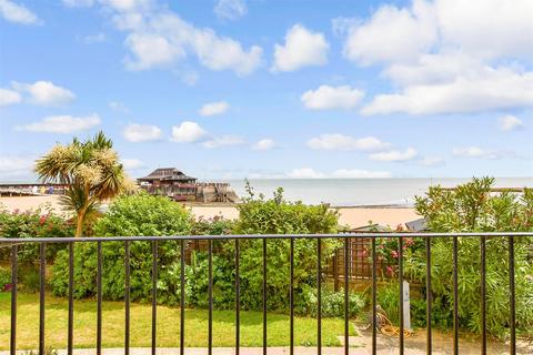 The Parade, Broadstairs, Kent 1 bed flat for sale