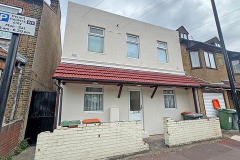 Arragon Road,  London, E6 2 bed flat for sale