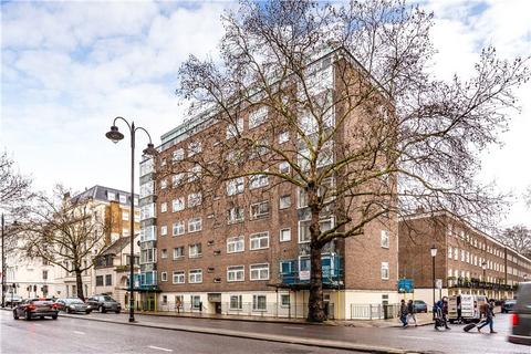 Derwent House, Stanhope Gardens... 3 bed apartment for sale