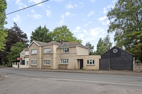 7 bedroom detached house for sale