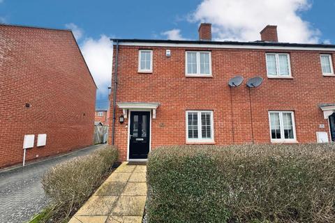 Alder Wynd, Silsoe, Bedfordshire... 3 bed end of terrace house for sale