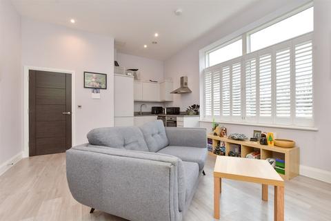 Challenge Court, Leatherhead, Surrey 1 bed ground floor flat for sale