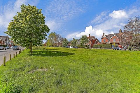 High Street, Cranleigh, Surrey 1 bed ground floor flat for sale