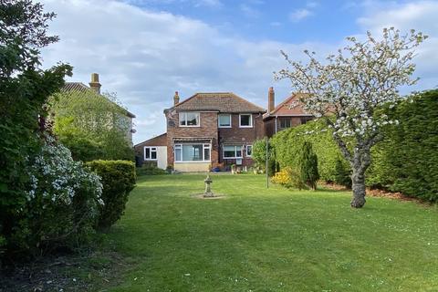 Cromer Road, Cromer NR27 3 bed detached house for sale