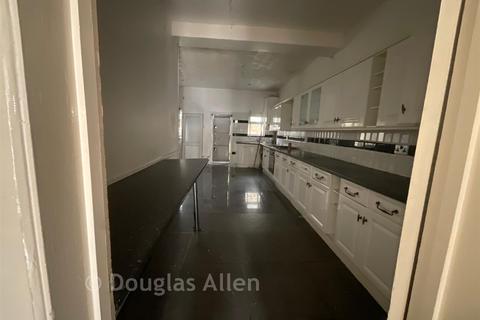 Aldersey Gardens, Barking, Essex 4 bed terraced house for sale