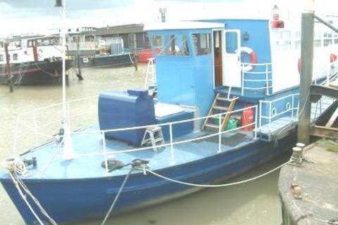 Vicarage Lane, Hoo,Rochester ME3 2 bed houseboat for sale