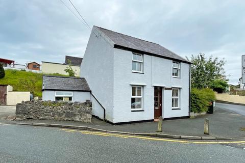 Pentraeth, Isle of Anglesey, LL75 3 bed detached house for sale