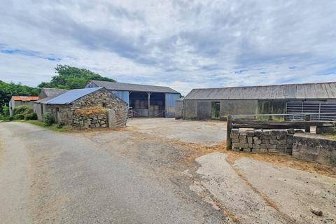 3 bedroom barn for sale