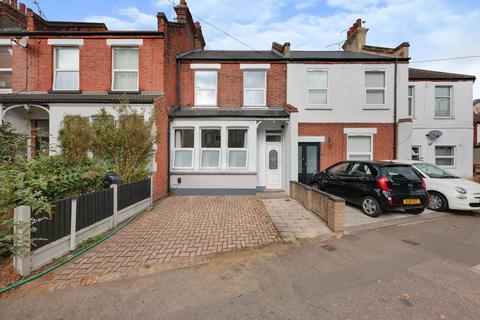 Hamlet Court Road, Westcliff