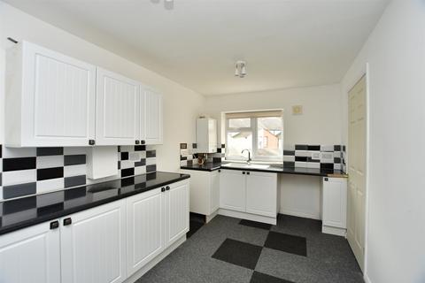 2 bedroom detached house for sale