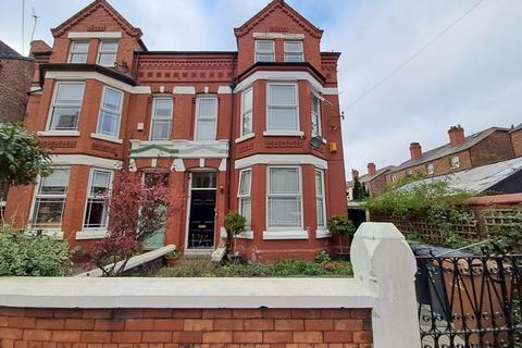 Oxford Avenue, Bootle 7 bed semi