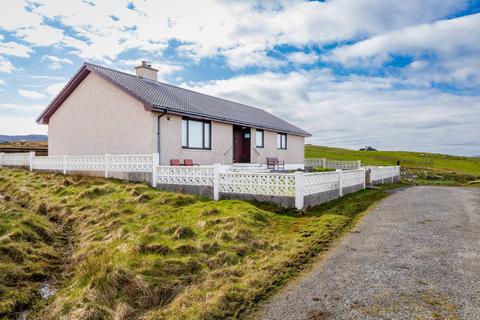 4 bedroom bungalow for sale