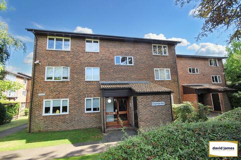 Kingsleigh Walk, Bromley 1 bed apartment for sale