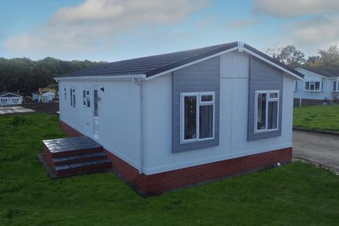 London Road, Mill View Park, West... 2 bed park home for sale