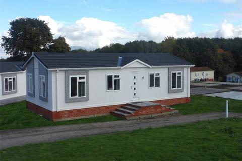 London Road, Mill View Park, West... 2 bed park home for sale