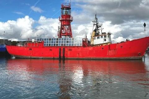 Vicarage Lane, Hoo ME3 Houseboat for sale