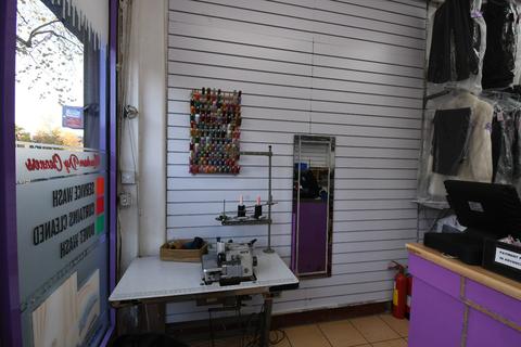 Barking Road, Plaistow, London, E13 3 bed flat for sale