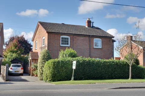 TIMSBURY, ROMSEY 4 bed detached house for sale