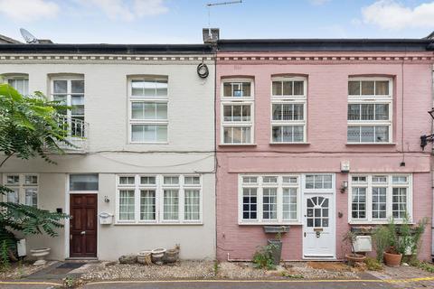 Ovington Mews, Knightsbridge SW3 4 bed terraced house for sale