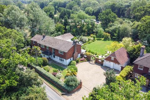 Rusper Road, Ifield, RH11 5 bed house for sale