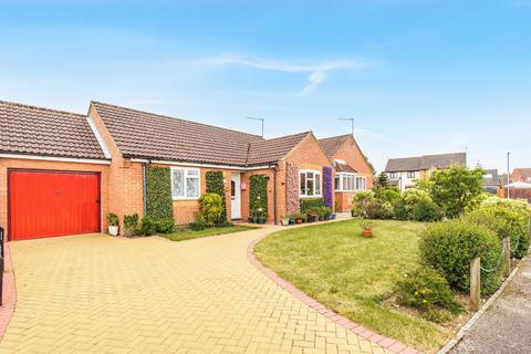 Gwyn Crescent, Fakenham, NR21 2 bed detached bungalow for sale