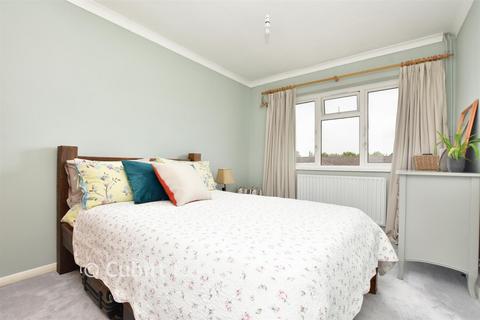 Castle Drive, Reigate, Surrey 1 bed apartment for sale