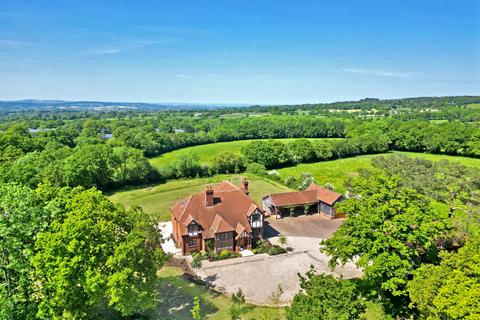 Oak Road, Aylesbeare, Exeter, Devon, EX5 6 bed detached house for sale