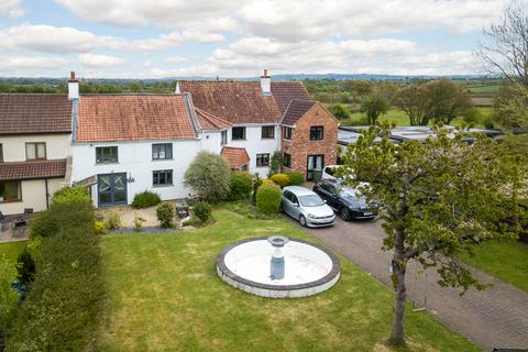 Hoopers Pool, Southwick 7 bed semi