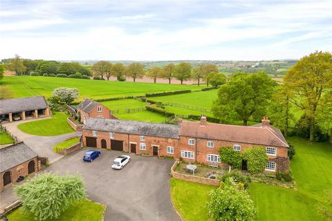 6 bedroom detached house for sale