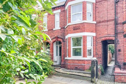 Moss Bank, Chester, Cheshire, CH1 6 bed house for sale