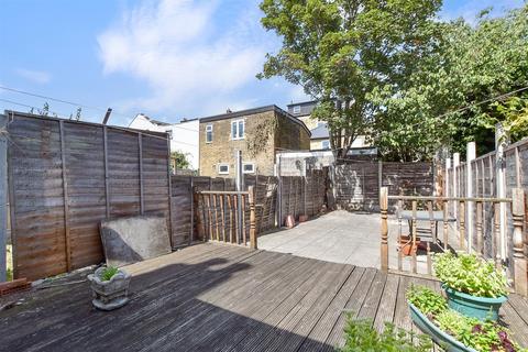 Waterloo Road, Leyton 3 bed terraced house for sale