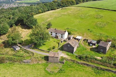 Mouselow Farm, Dinting, Glossop 3 bed farm house for sale