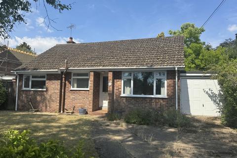 Through Duncans, Woodbridge, IP12 2 bed bungalow for sale