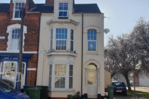 Highgate, Cleethorpes DN35 1 bed flat for sale