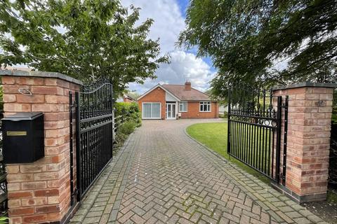Craythorne Road, Stretton 3 bed detached bungalow for sale