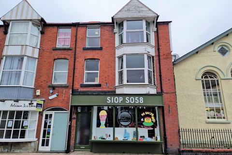 High Street, Bala 3 bed flat for sale