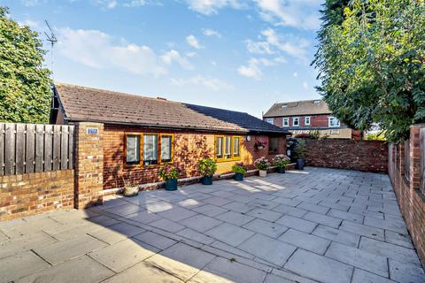 New Street, South Hiendley, Barnsley 3 bed detached bungalow for sale