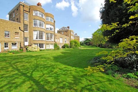 The Paragon, Blackheath, London, SE3 1 bed apartment for sale