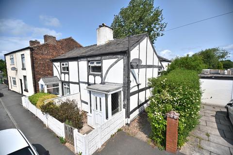 LATHAM LANE, Orrell, Wigan 2 bed cottage for sale