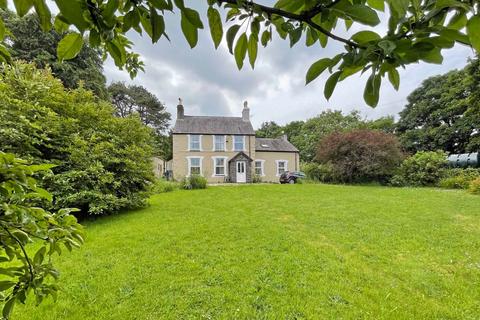 Coed Helen Road, Caernarfon, Gwynedd... 4 bed detached house for sale